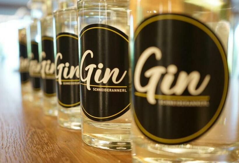 ベッドアンドブレックファースト Weingut Buschenschank Schneiderannerl