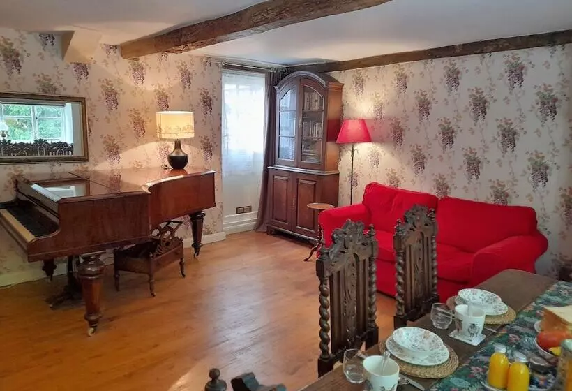 Cotswold Cottage Bed & Breakfast