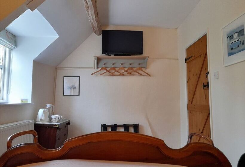 Cotswold Cottage Bed & Breakfast