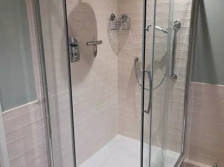 Cotswold Cottage Bed & Breakfast