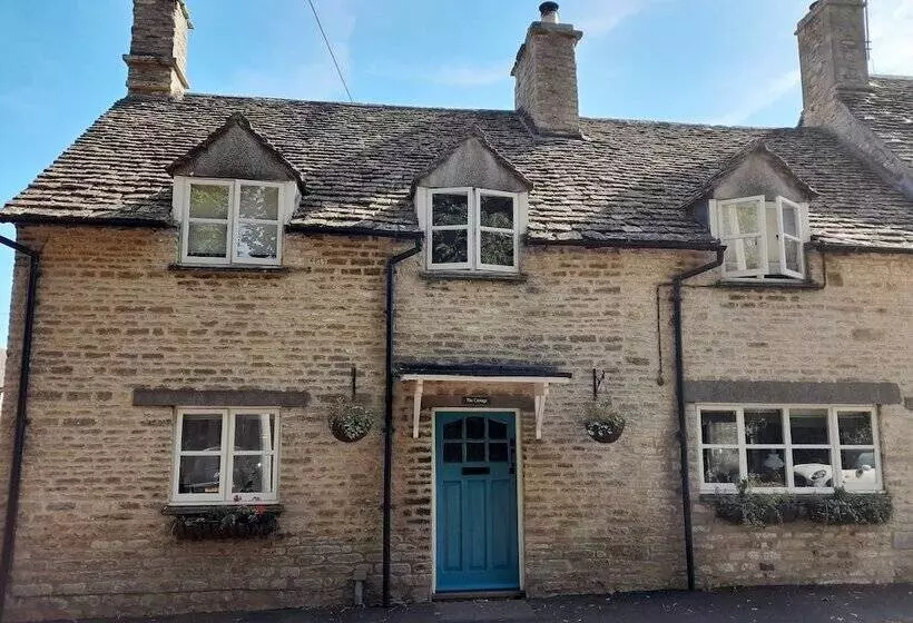 Cotswold Cottage Bed & Breakfast