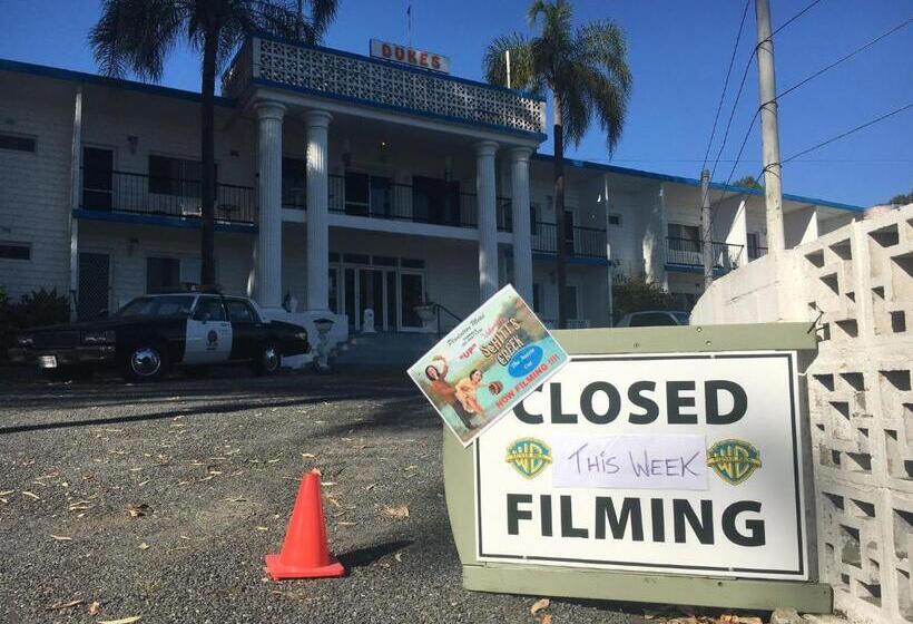 Dukes Plantation Retro Motel