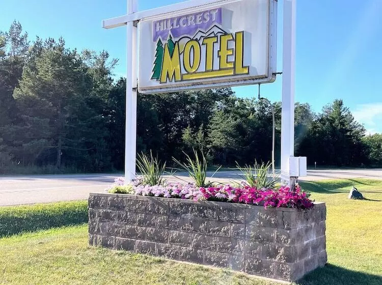 Hillcrest Inn & Motel