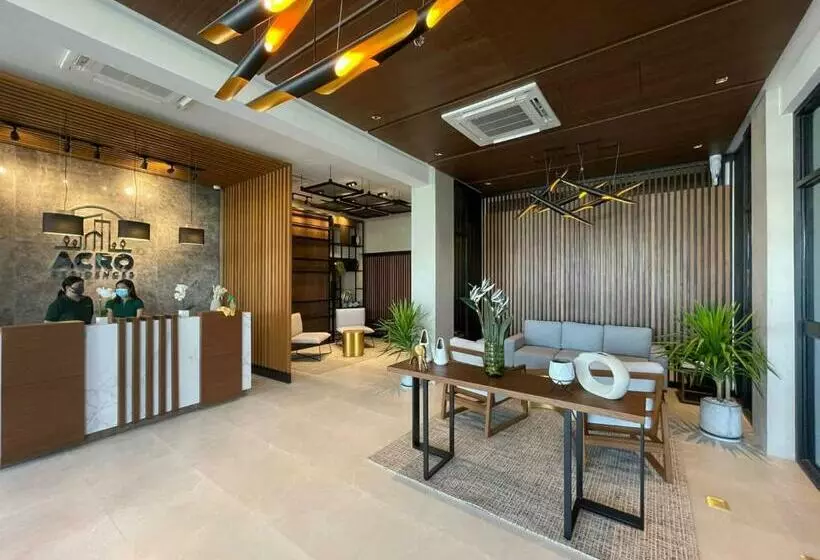 ホテル Acro Residences