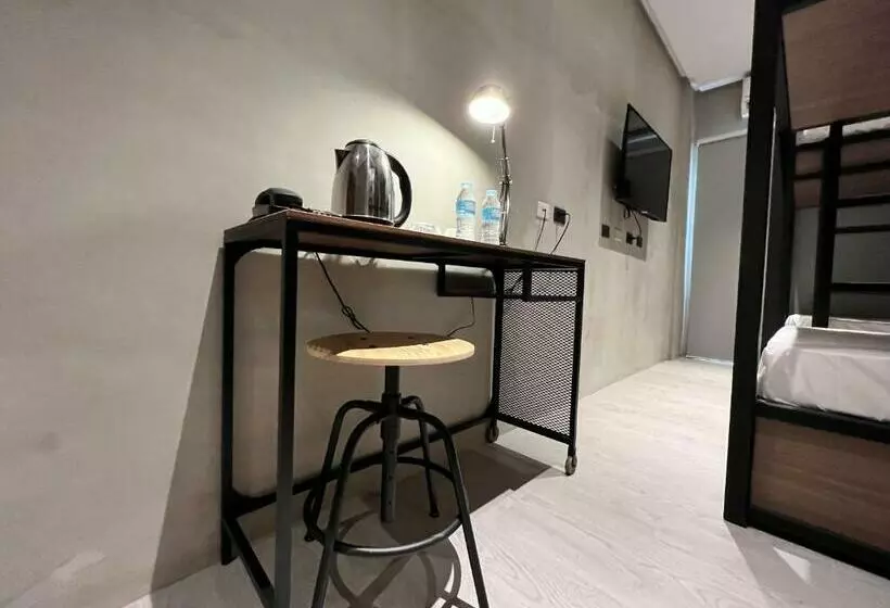 ホテル Acro Residences