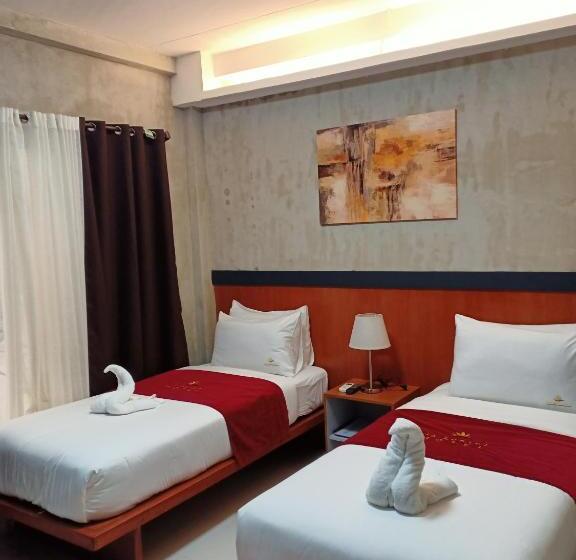 酒店 La Gensol Plaza