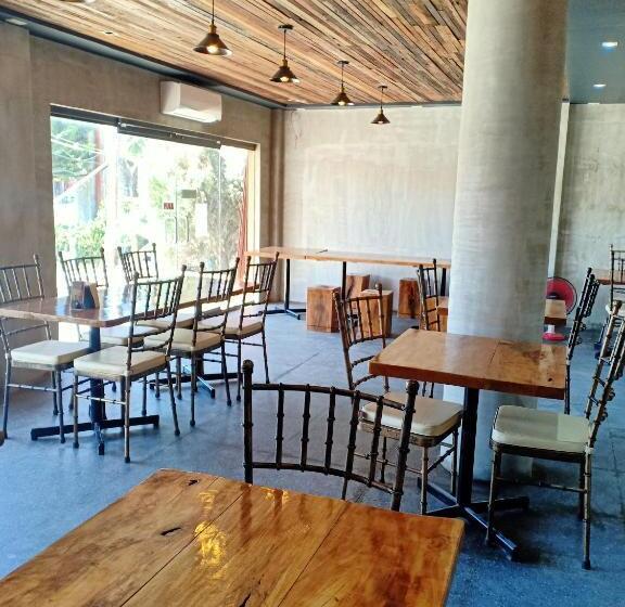 酒店 La Gensol Plaza