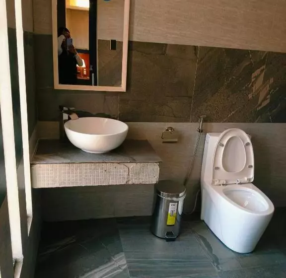 ホテル La Gensol Plaza