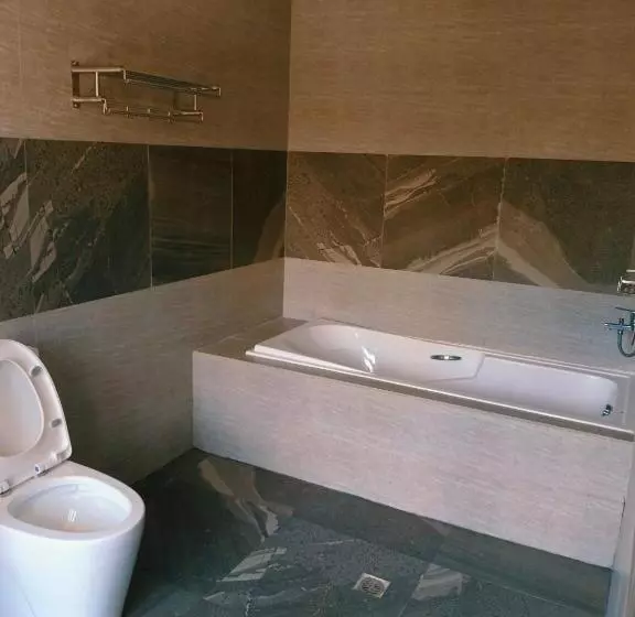 ホテル La Gensol Plaza