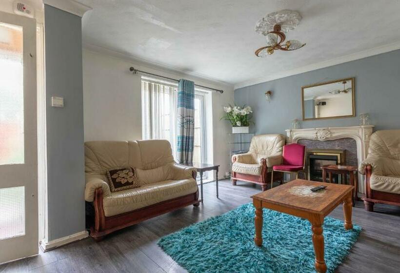 펜션 10 Min To Citycentre R3