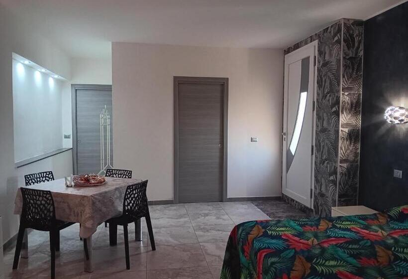 پانسیون La Famiglia Tripla