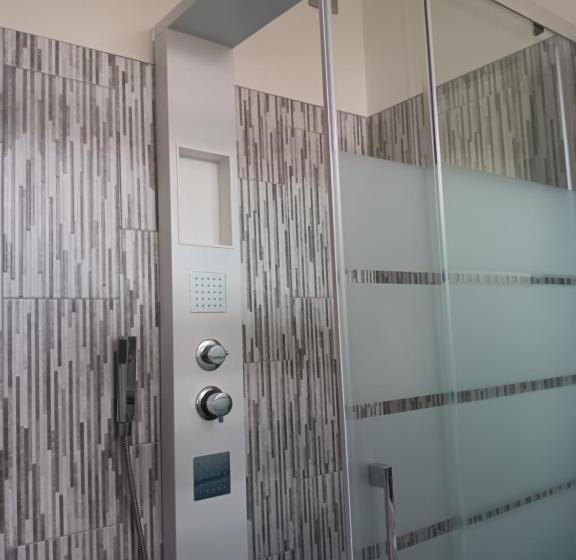 پانسیون La Famiglia Tripla