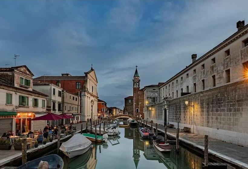 پانسیون La Famiglia Tripla