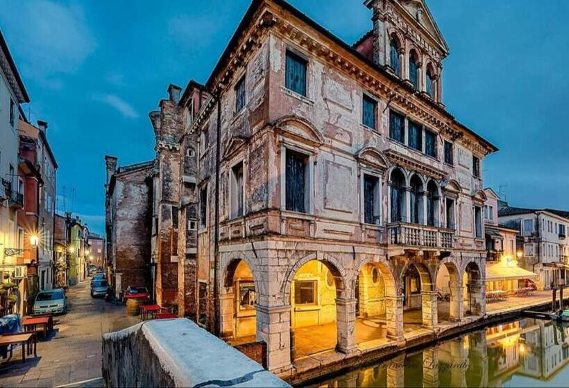 پانسیون La Famiglia Tripla