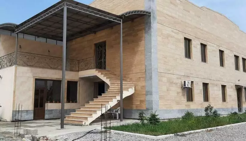 Majatalo Rubenyan Guest House