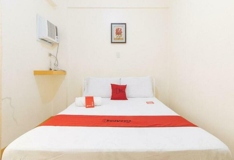 Reddoorz @ Golden Skye Hotel Guagua