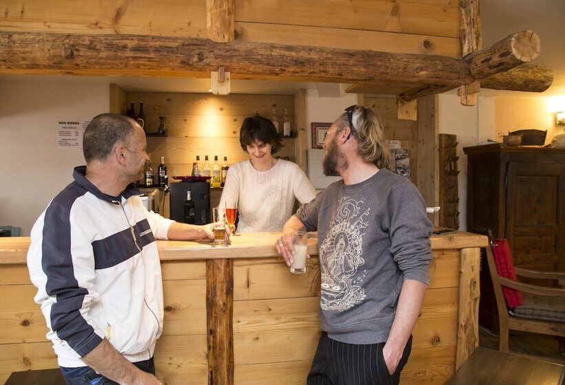 הוסטל Gîte Chalet La Vie Sauvage