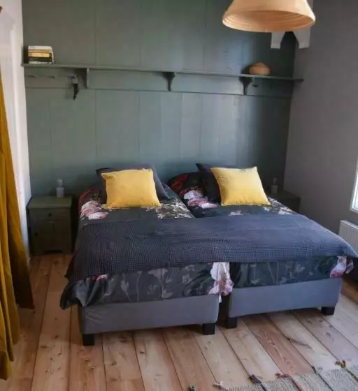 ベッドアンドブレックファースト Huisje Onder De Linden