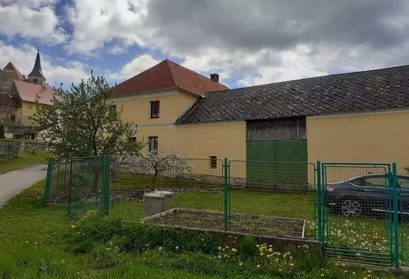 Aamiaismajoitus (B&B) U živlů