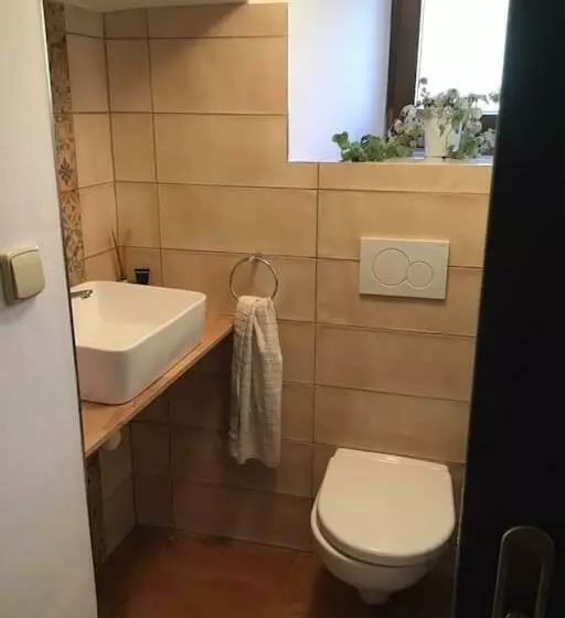 Aamiaismajoitus (B&B) U živlů