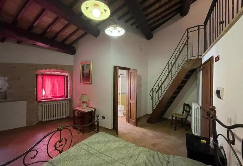 هتل Agriturismo Antico Castagno