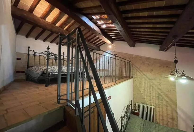 هتل Agriturismo Antico Castagno