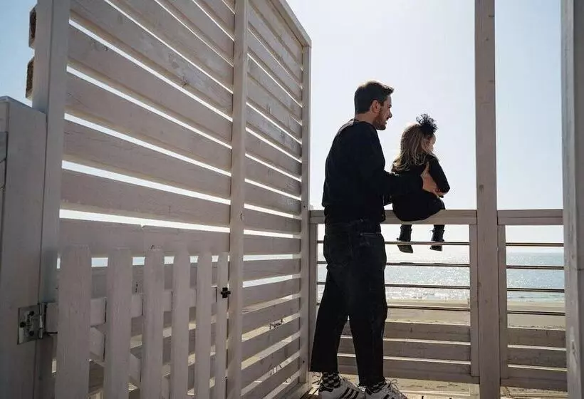 Hotelli Anxur Village Camping