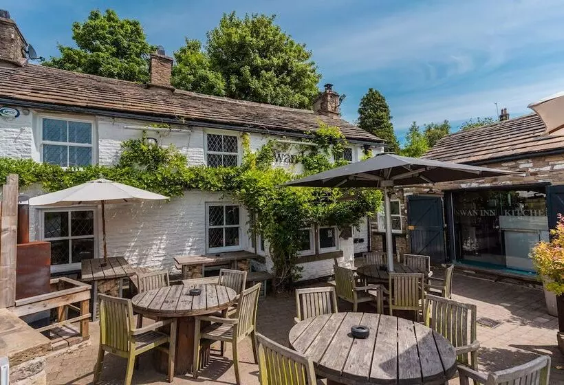 ホテル The Swan Inn