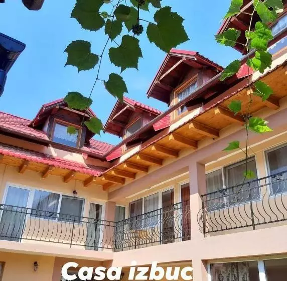 ペンション Casa Izbuc