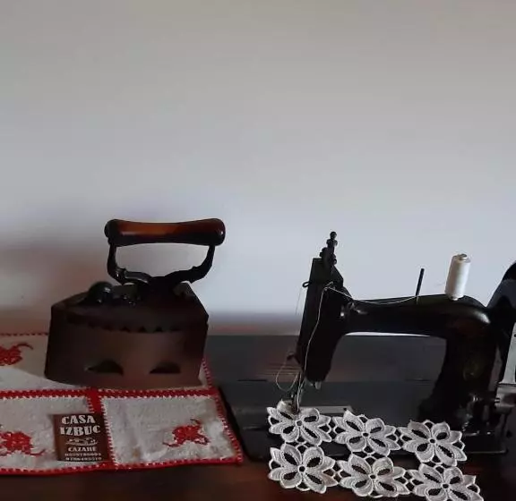 ペンション Casa Izbuc