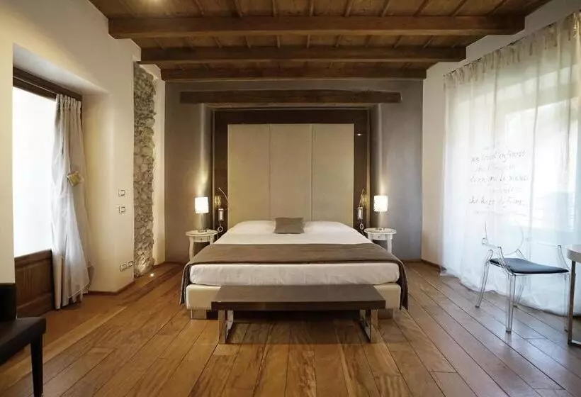 ペンション Il Portico   1711 Luxury Guest House