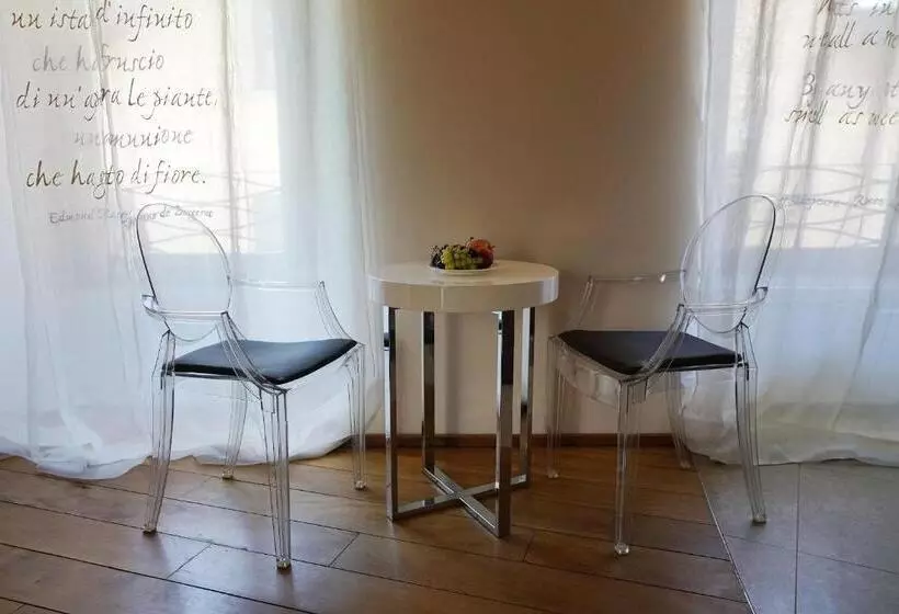 ペンション Il Portico   1711 Luxury Guest House