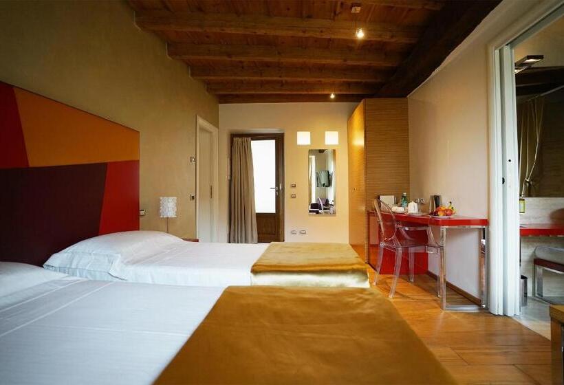 ペンション Il Portico   1711 Luxury Guest House