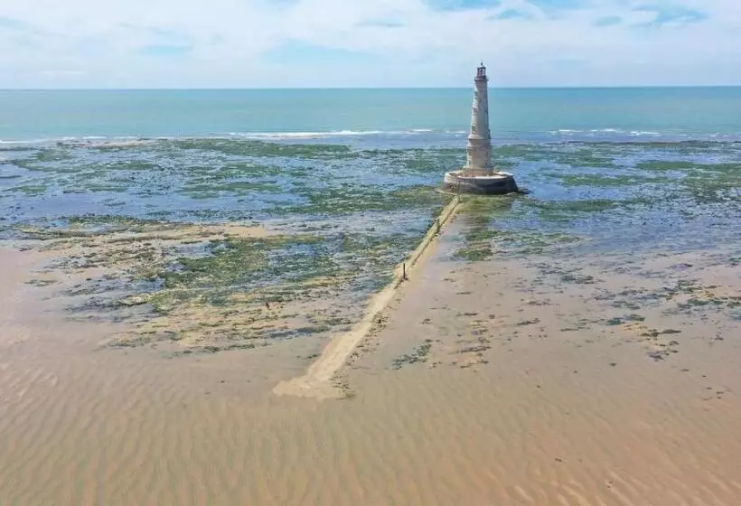 ペンション Les Vieilles Pierres