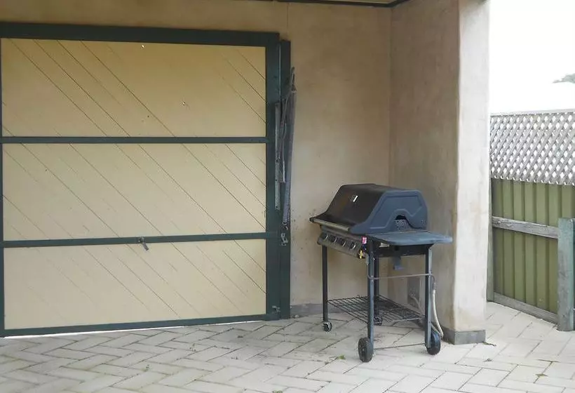 Arches Spa Apartments/patsy Ryan Cottage