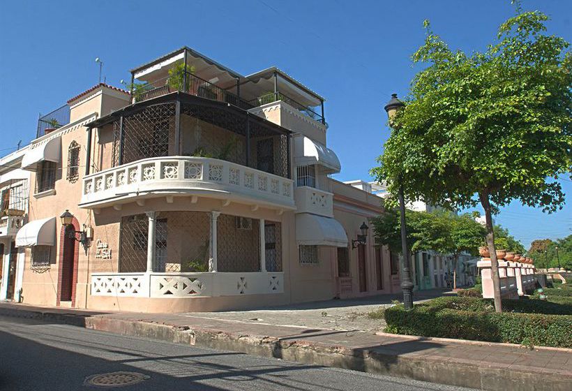 تختخواب و صبحانه Casa Del Sol