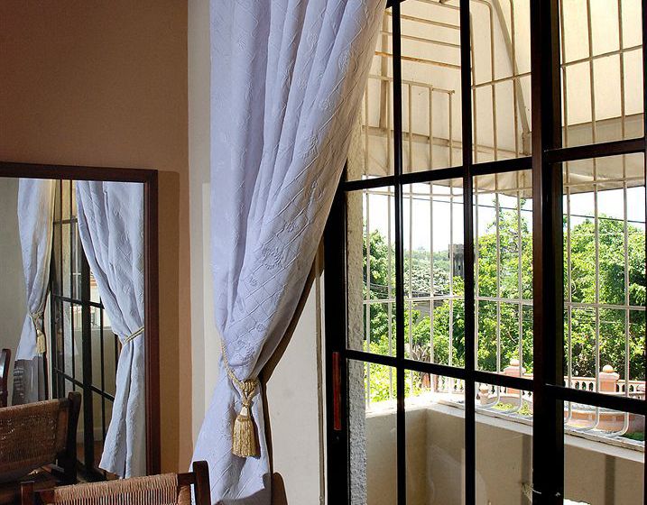 تختخواب و صبحانه Casa Del Sol