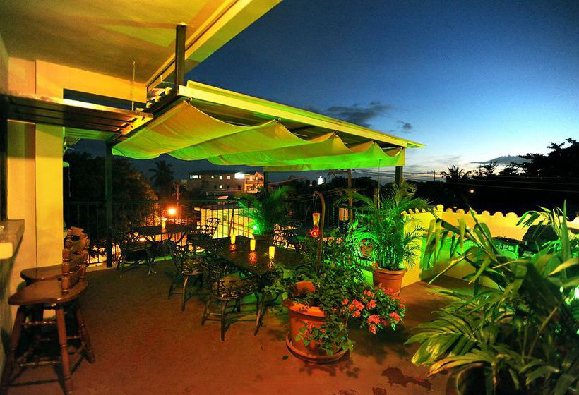 تختخواب و صبحانه Casa Del Sol