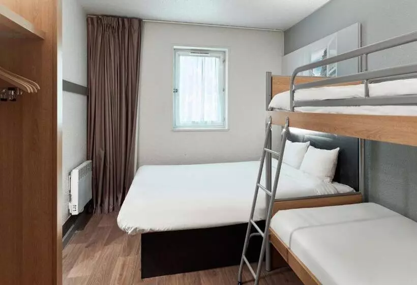 B&b Hotel Noisy Le Grand