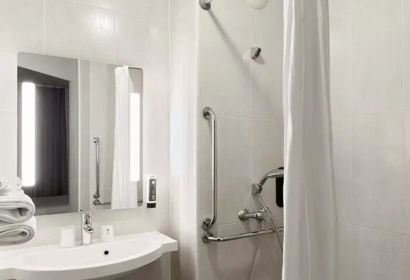 B&b Hotel Noisy Le Grand