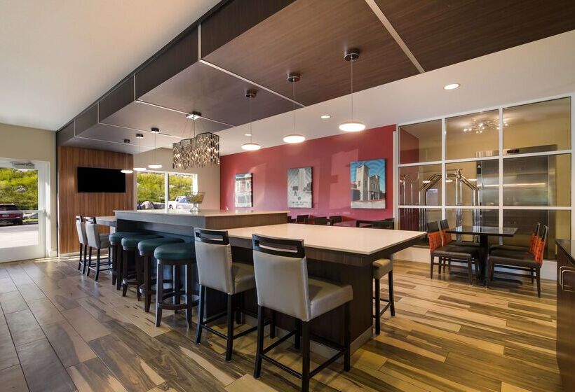 فندق Best Western Roosevelt Place