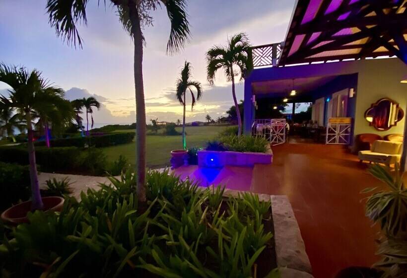 هتل Blue Horizon Boutique Resort