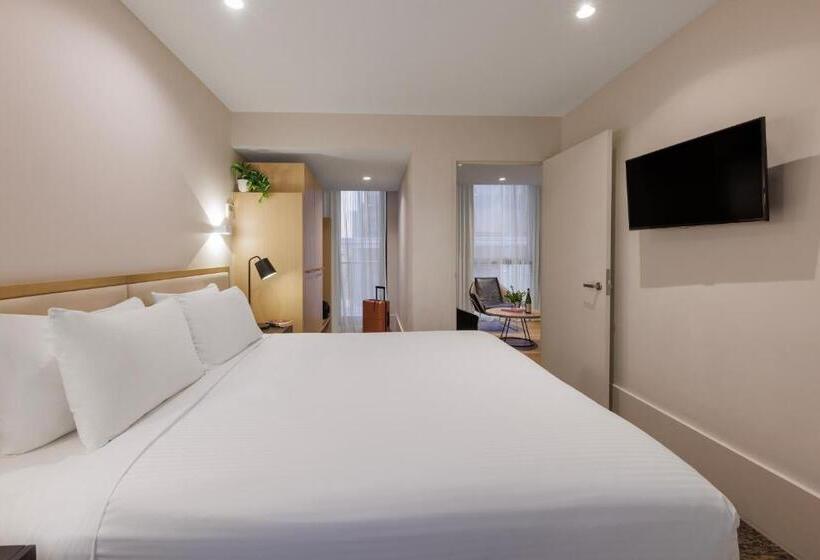 Brady Hotels Central Melbourne