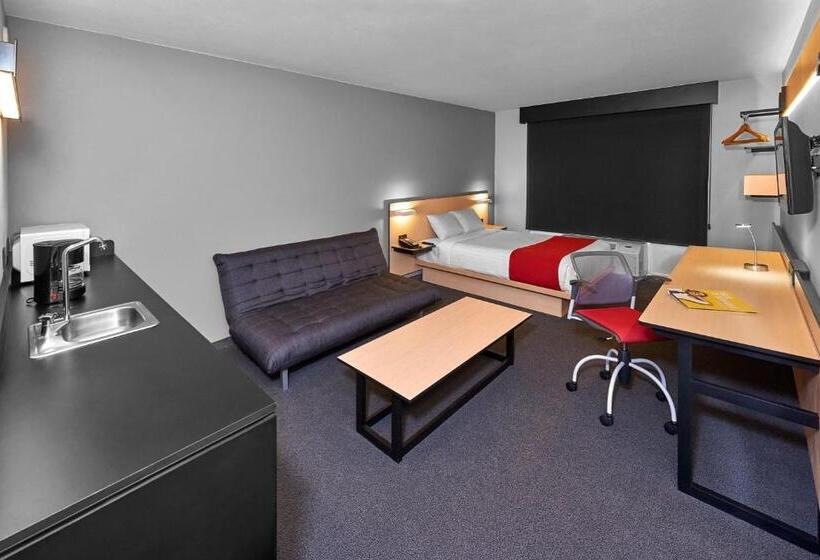 فندق City Express By Marriott Monterrey Norte