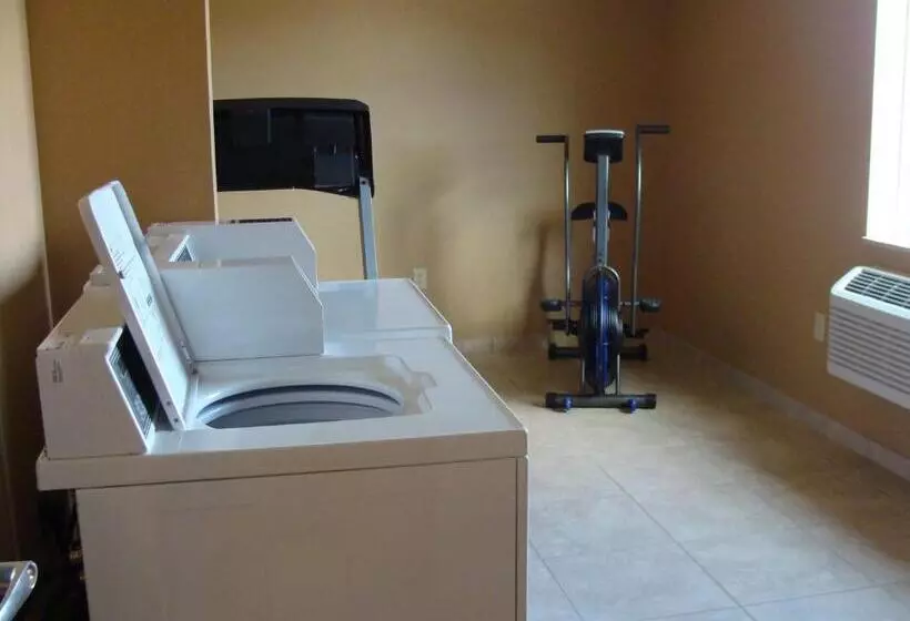 Cobblestone Hotel & Suites   Waynesboro