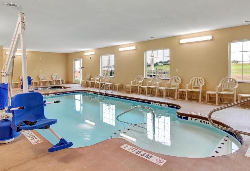 Cobblestone Hotel & Suites Waynesboro