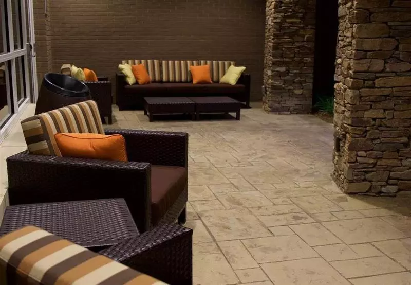 Otel Courtyard By Marriott Asheville Airport