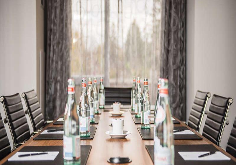 Delta Hotels By Marriott Waterloo