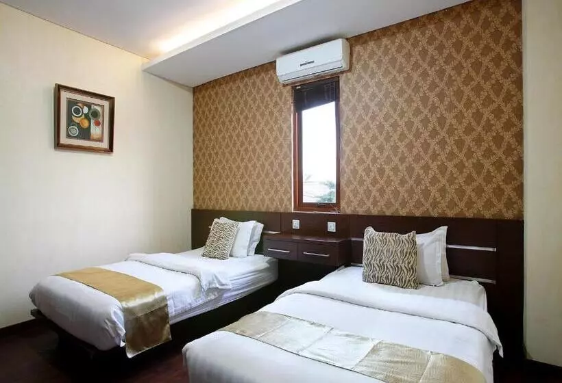 Отель Devata Suites And Residence