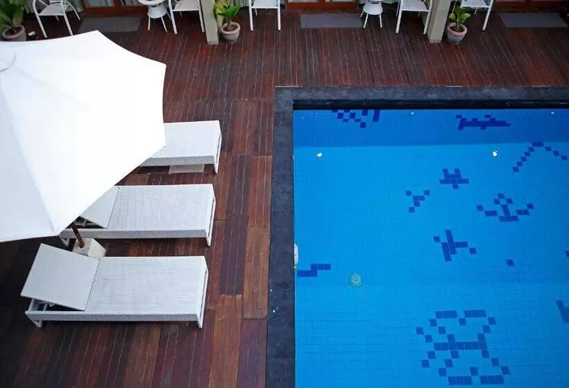 Отель Devata Suites And Residence